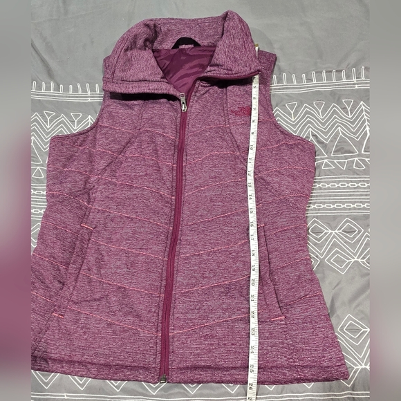 The North Face Women's Pseudio Quilted Puffer Vest Size Large - Picture 4 of 7